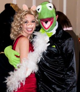 Kermit the Frog and Miss Piggy Costumes